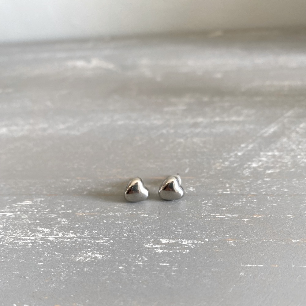 Silver Smooth Heart Shape Stud Earrings